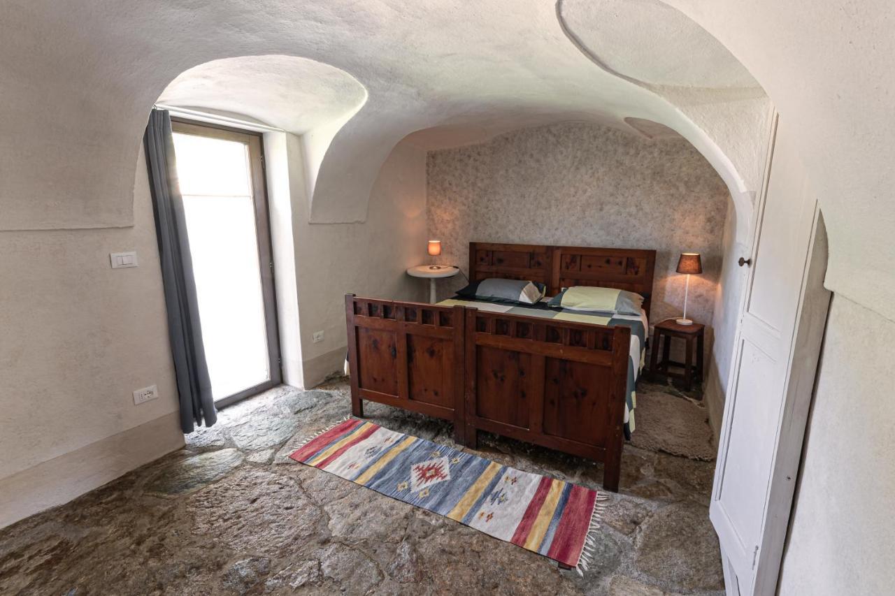 Bed and Breakfast Relais del Brigante à Settimo Vittone Extérieur photo